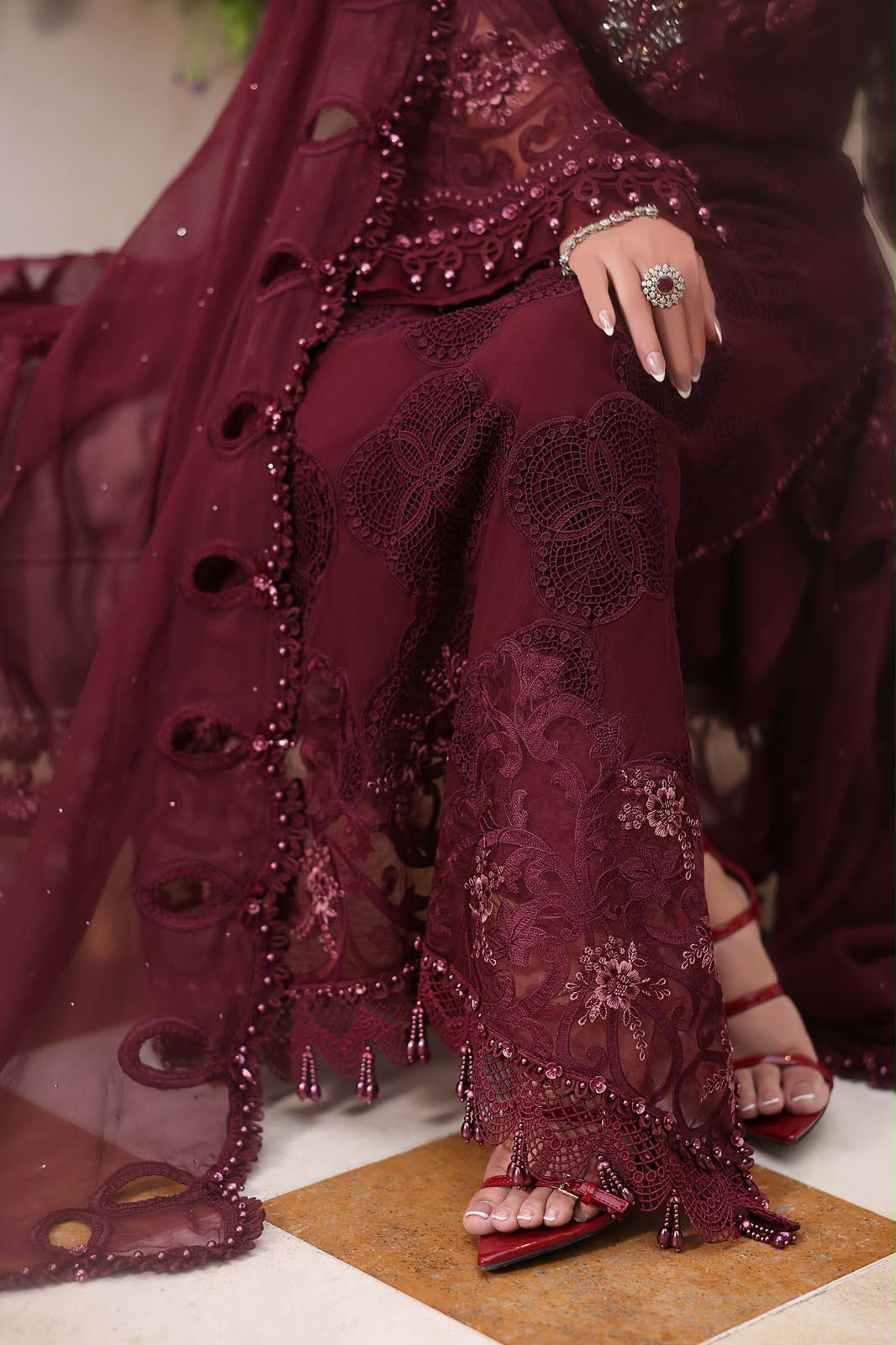 3 Piece Unstitched Embroidered Chiffon Suit (Burgundy)