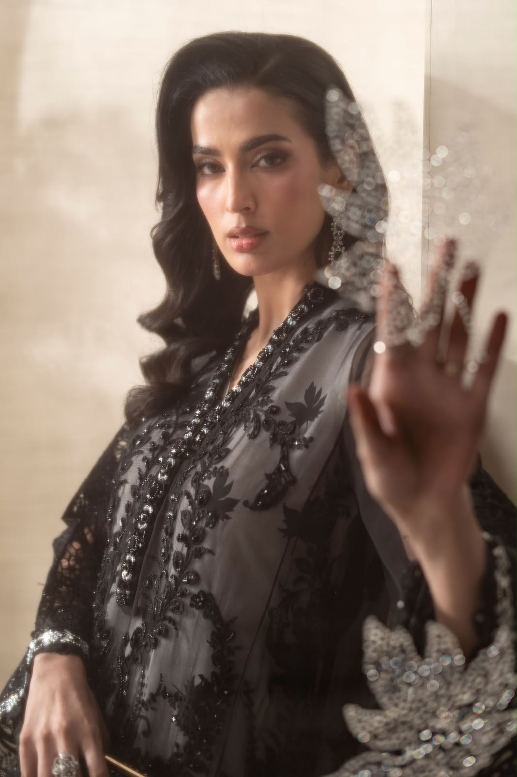 3 Piece Embroidered Chiffon Suit (Black-Small)