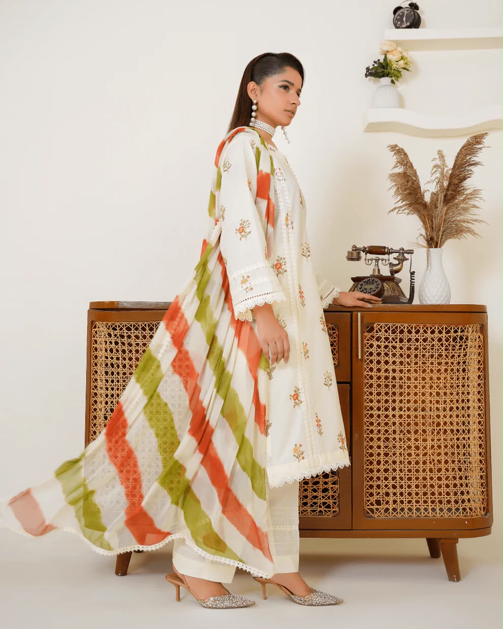 Luxury Lawn collection 3 pcs stitched
